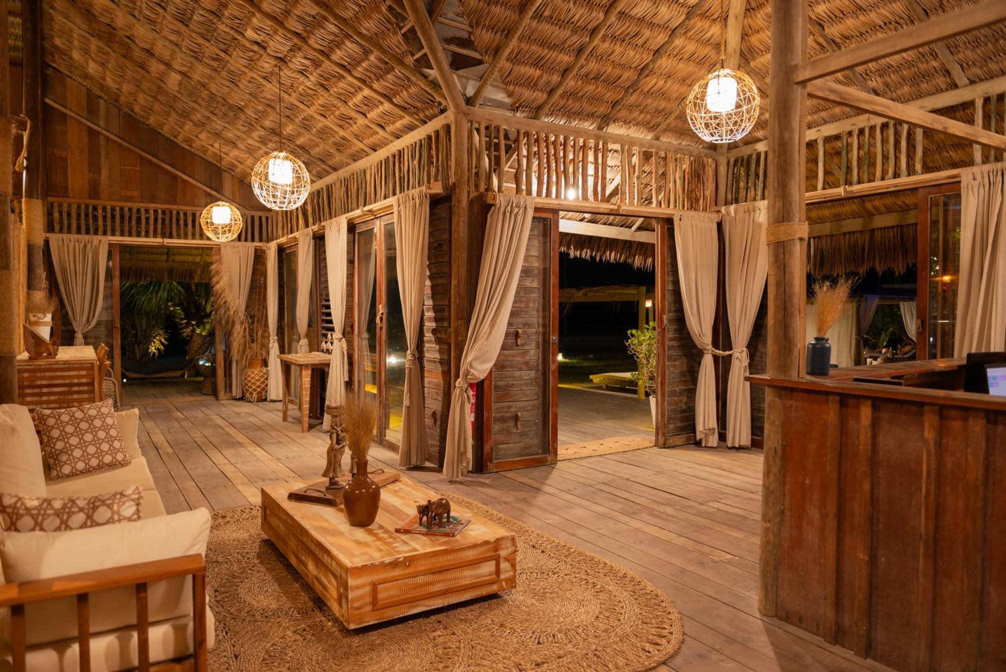 Ventana Hotel